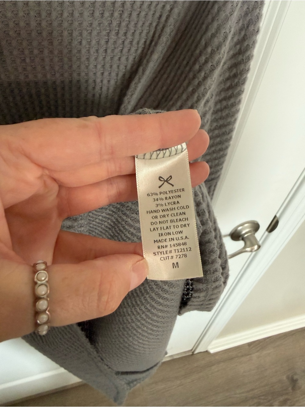EVERLY Waffle Knit Long Sleeve Top-Md - Picture 3 of 4